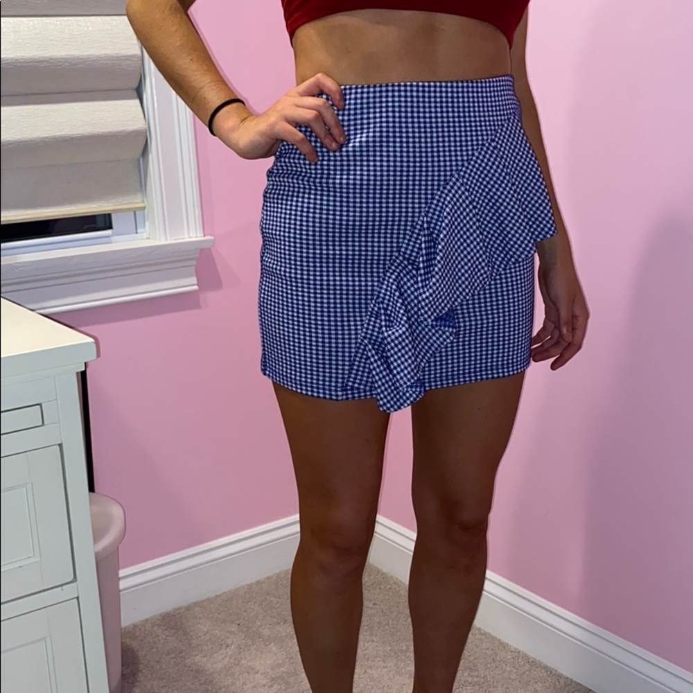 Topshop Gingham Blue and White Skirt !!!!💙🤍